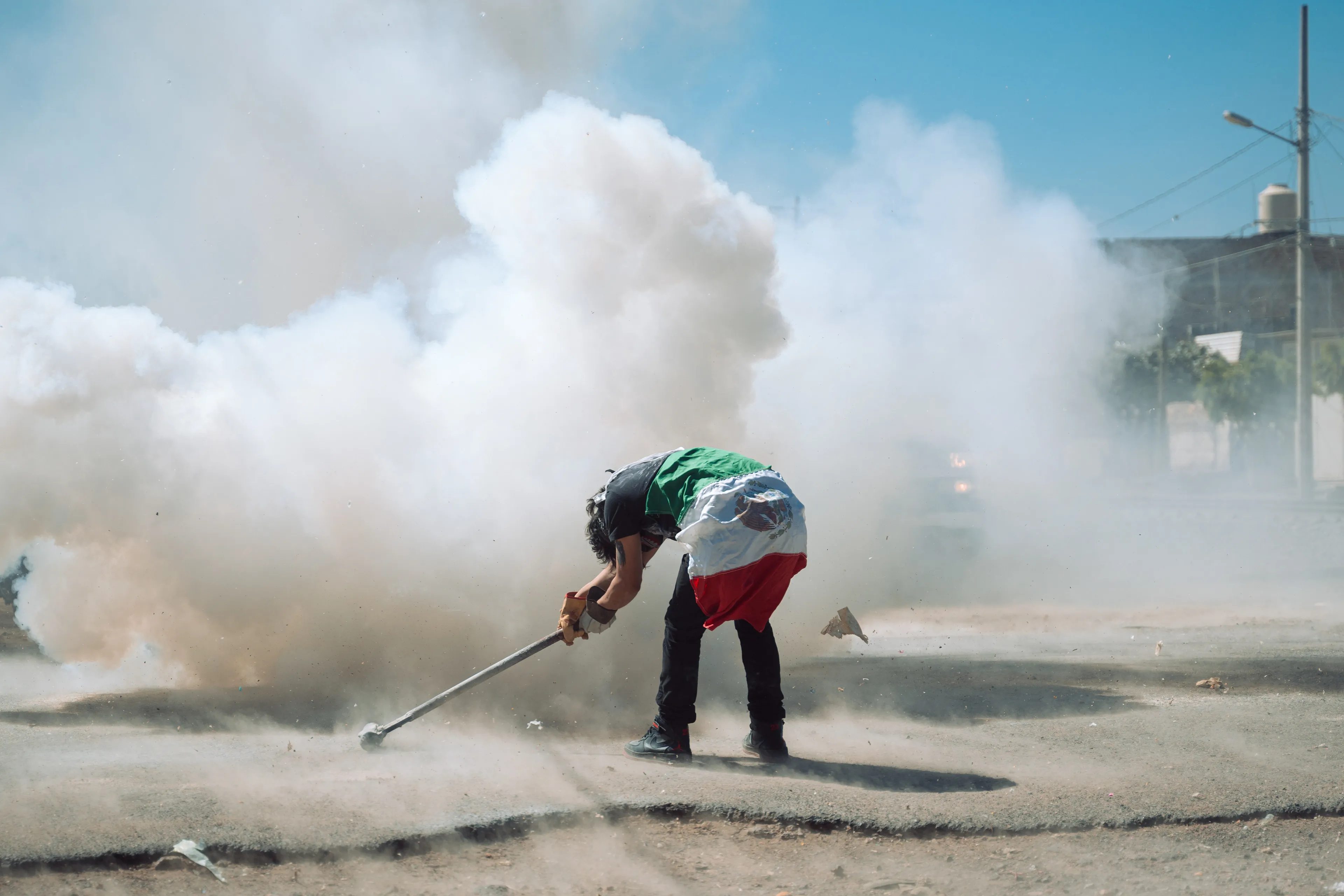 Exploding Hammers, Mexico photo 11